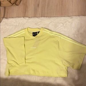 IVY PARK Crop Top Tee!